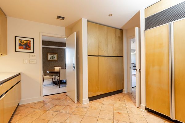 16D Hanover House-160