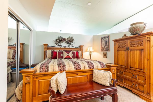 3300 Windy Ridge_908-84