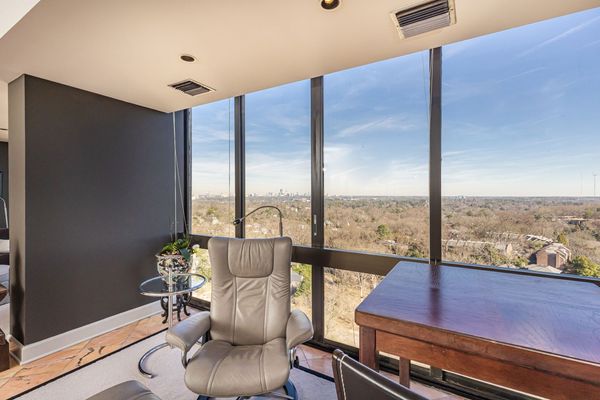 16D Hanover House-86