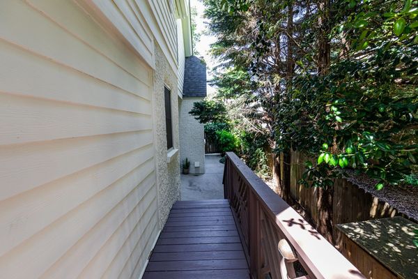 251 Peachtree Way_-106