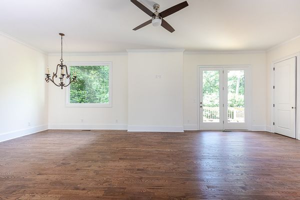 4685 Powers Ferry Rd 22-22-Web Res