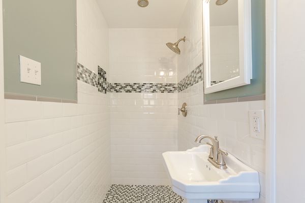 694 E Morningside-80-Web Res