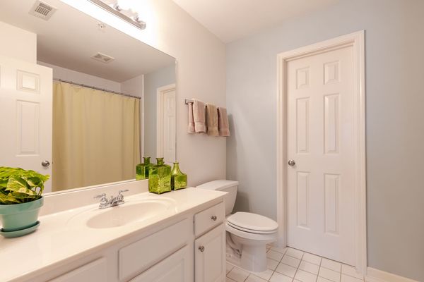 2200 Briarwood Blf-6