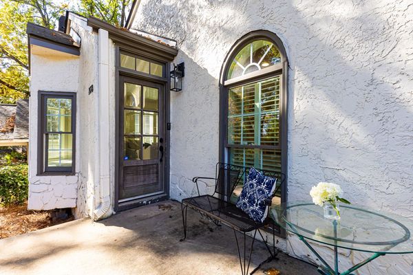 1478 Brooklyn Ave-208