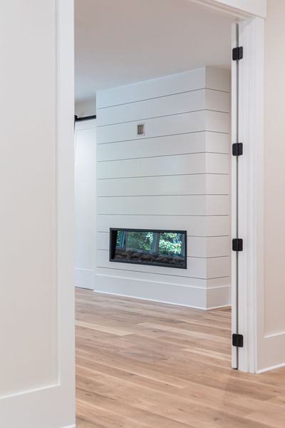 6175 River Shore-234