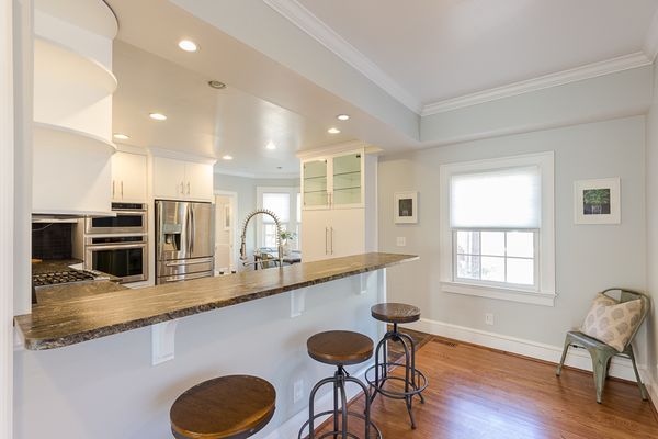 694 E Morningside-56-Web Res