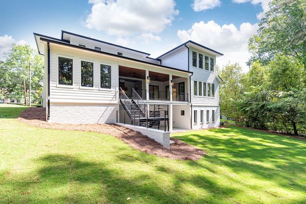 340 Colewood Way-323