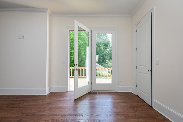 4685 Powers Ferry Rd 22-19-Web Res