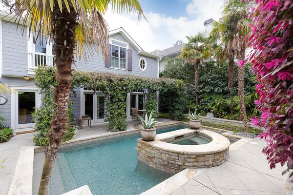 88 Polo Dr-99-Web Res