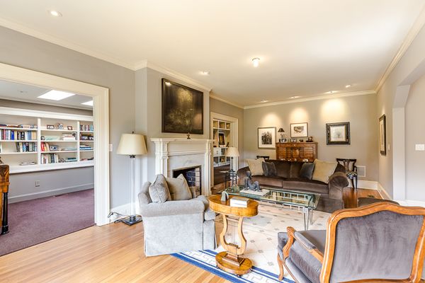 88 Polo Dr-25-Web Res