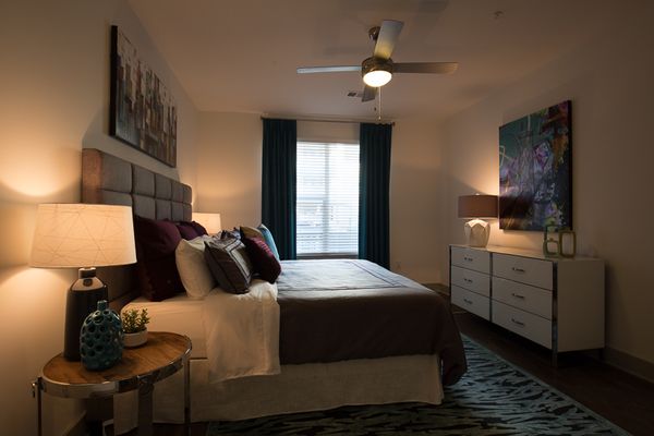 Veranda At Avalon Sales Center-80-Web Res