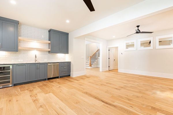 340 Colewood Way-276