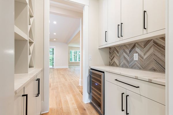 6175 River Shore-106