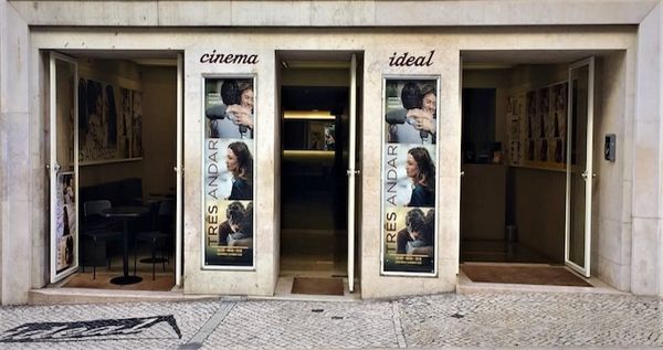 Cinema Ideal fora de foco | O ICA corta o apoio para um novo projector digital