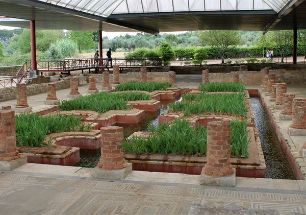 Condeixa: Cinema ao ar livre estreia nas Ruínas de Conímbriga com clássicos para todas as idades