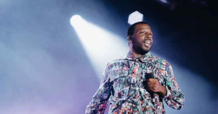 Passeio ao luar, jantar temático e matiné: sugestões para aproveitar o fim de semana prolongado