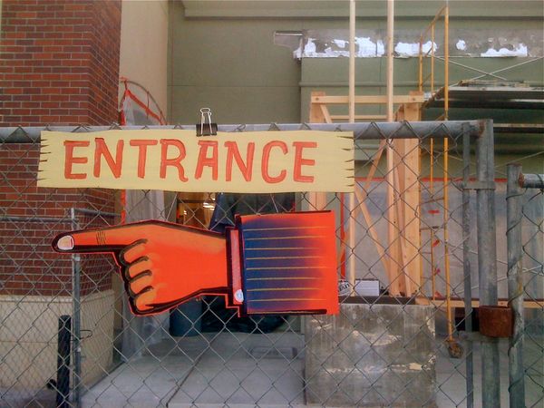 Entrance Manicule by Billy