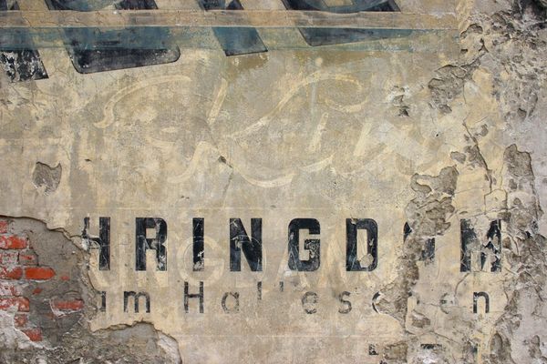 Auto-Teile Mehringdamm (detail) I | In response to this ‘big… | Flickr