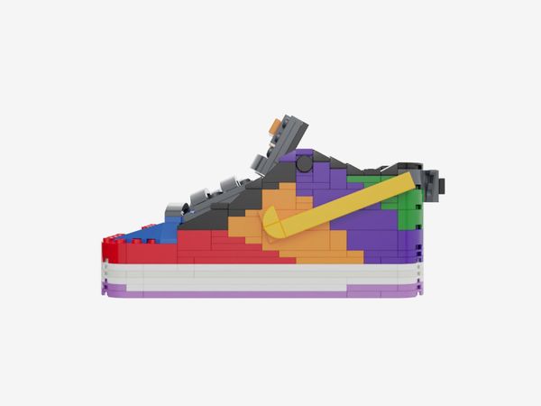 Bricks Kicks Dunk Low Viotech