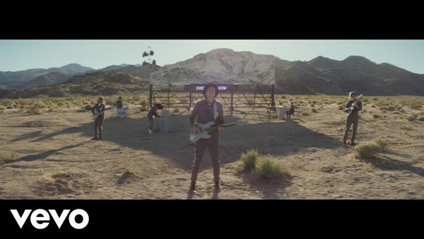 Arcade Fire - Everything Now (Official Video)