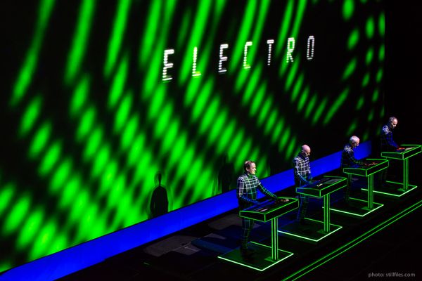 1409_KA_zkm_kraftwerk_dmzio_9216