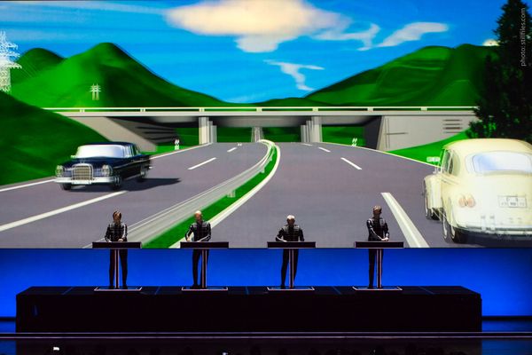 1511_HAM_kraftwerk_cch1_dmzio_2138