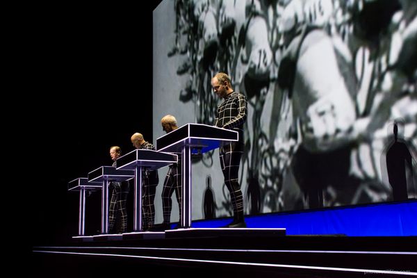 1409_KA_zkm_kraftwerk_dmzio_9133