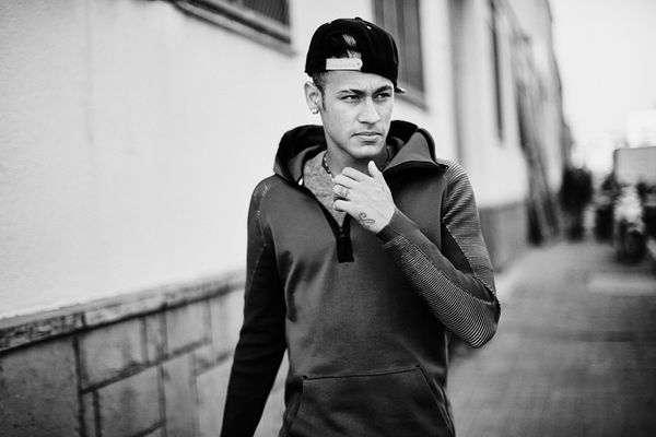 TECHFLEECE_NEYMARJR_2_61606_l6jukb