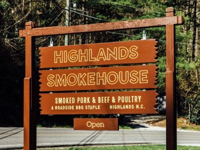 Highlands Smokehouse - Signage alabama typography branding logo