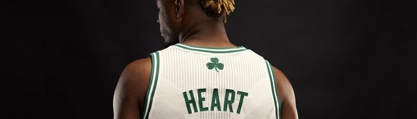 ontheirshoulders_1400x400px_digitalooh-final5