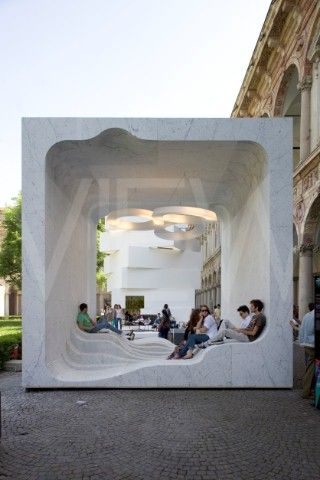 LHAY-015-0020_Zero_by_Snohetta_a_marble_cube_installation_for_Internis_Mutant_Architecture_exhibiti…
