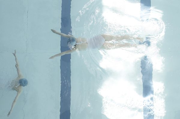 ignant-photography-soo-burnell-poolside-002-1-2880x1913