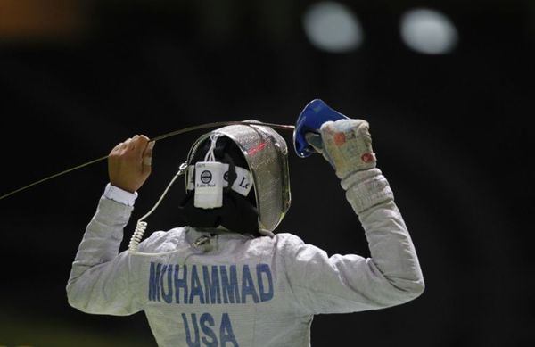 US Olympic Fencing Team To Have Hijab-wearing Athlete For First Time Ever -  I24NEWS