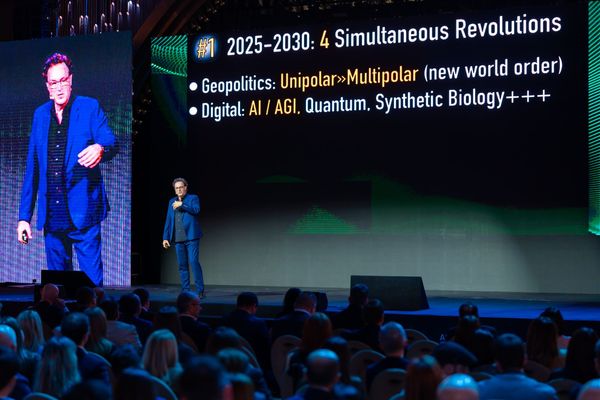 digital armenia onstage Gerd Leonhard PH3_ (310)