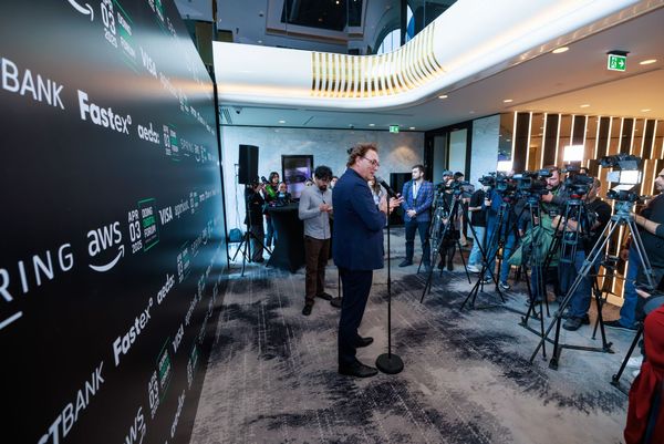 2025 Keynote Futurist Gerd Leonhard armenia_PH1_  (634)