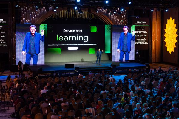 digital armenia onstage Gerd Leonhard PH3_ (344)