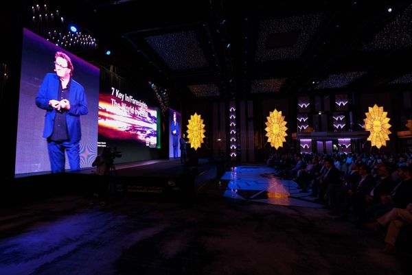 digital armenia onstage Gerd Leonhard_PH1_  (933)