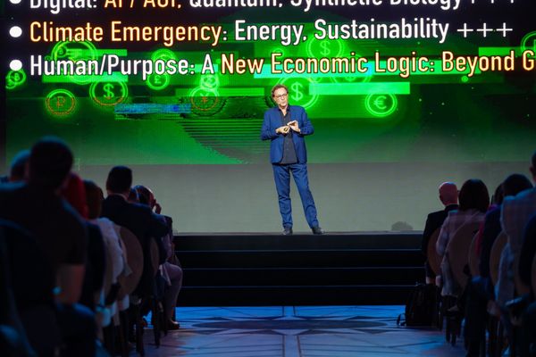 digital armenia onstage Gerd Leonhard PH2_ (278)