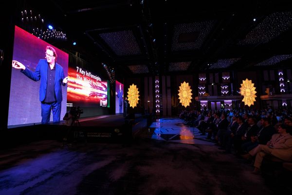 digital armenia onstage Gerd Leonhard_PH1_  (932)