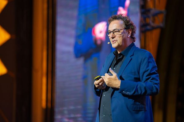 digital armenia onstage Gerd Leonhard PH2_ (275)