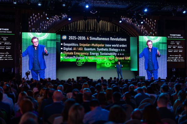 digital armenia onstage Gerd Leonhard PH3_ (318)