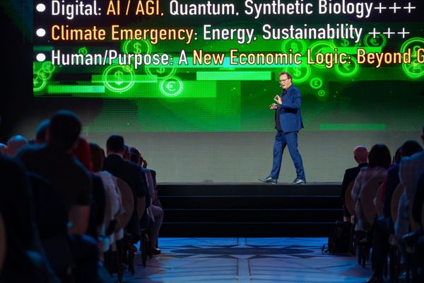 2025 Keynote Futurist Gerd Leonhard armenia PH2_ (277)