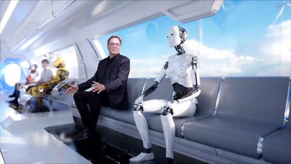 Look-Up-Now-Gerd Leonhard-Futurist-2023-16