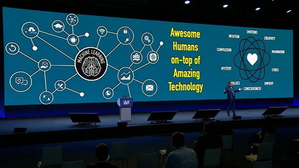 gerd leonhard super-keynote speaking format futurist0_tJAYi1DlepH_zoCP