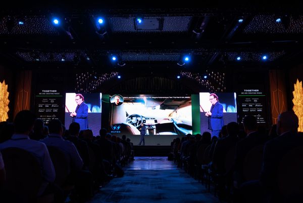 digital armenia onstage Gerd Leonhard_PH1_  (926)