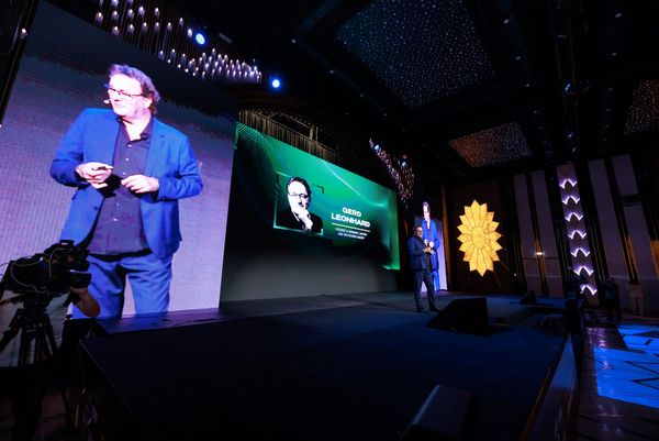 digital armenia onstage Gerd Leonhard_PH1_  (936)