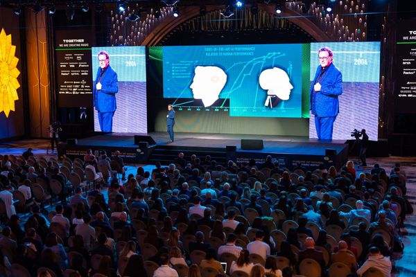 digital armenia onstage Gerd Leonhard PH3_ (338)