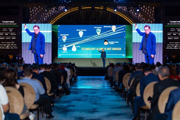 digital armenia onstage Gerd Leonhard PH3_ (353)