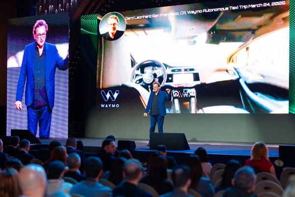 digital armenia onstage Gerd Leonhard PH3_ (305)