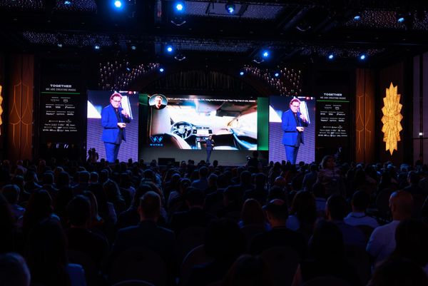 digital armenia onstage Gerd Leonhard_PH1_  (929)